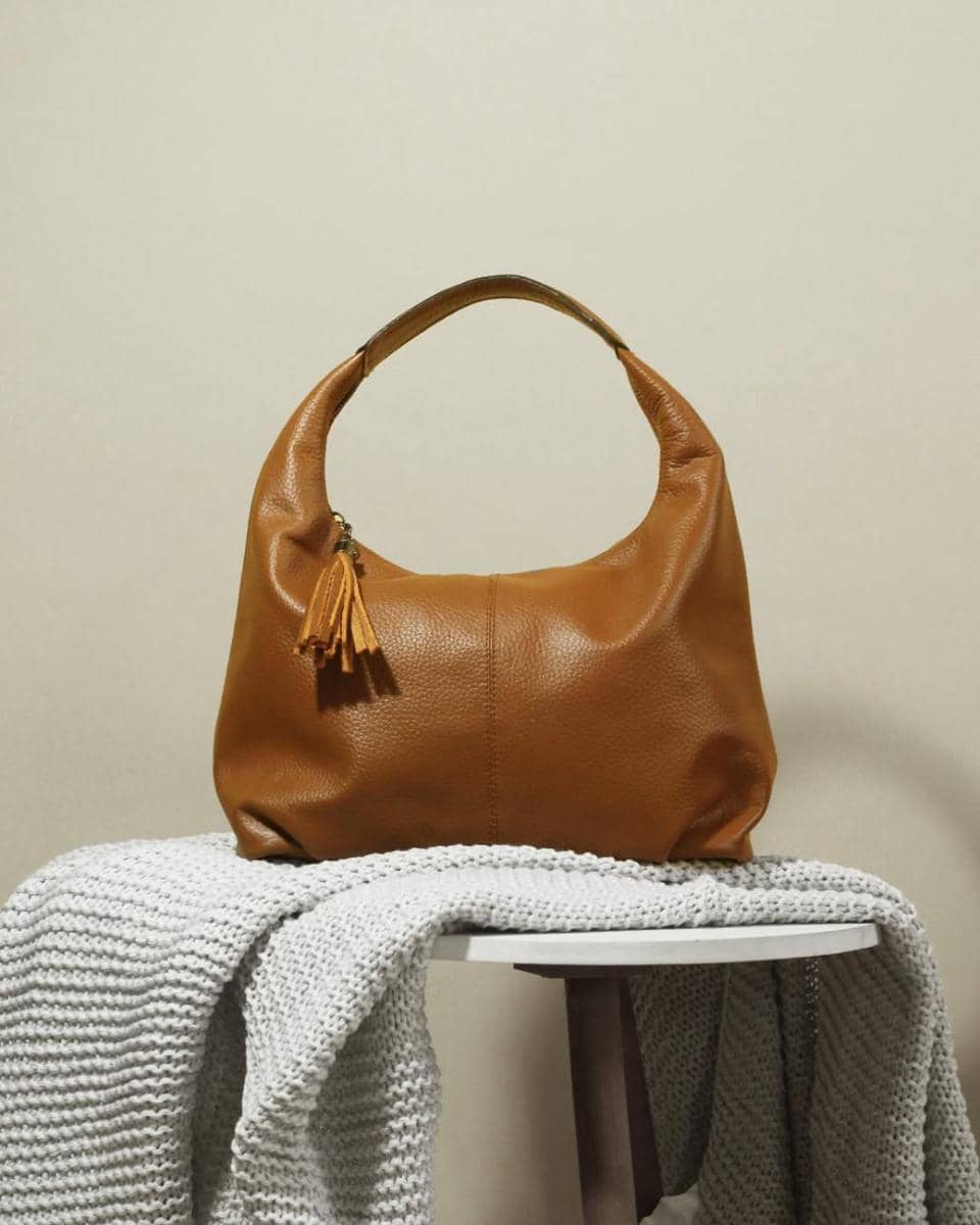 The New Hobo bag dari Befelvi (instagram.com/befelvi)