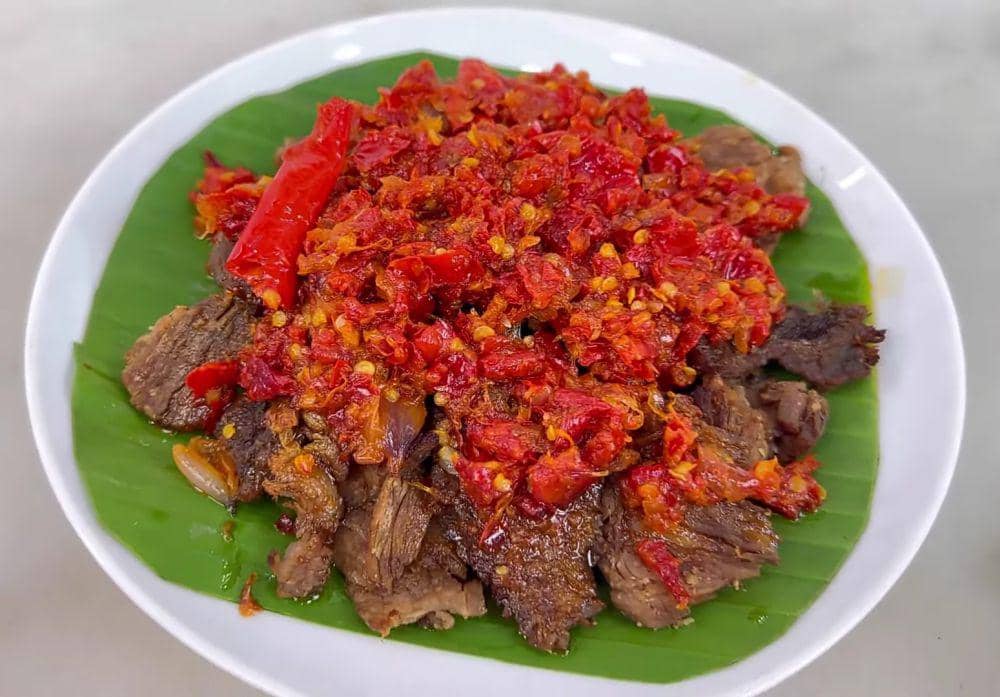 ilustrasi dendeng batokok khas Padang 