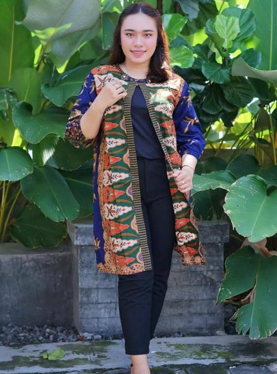 instagram.com/batik.roemahbajoe