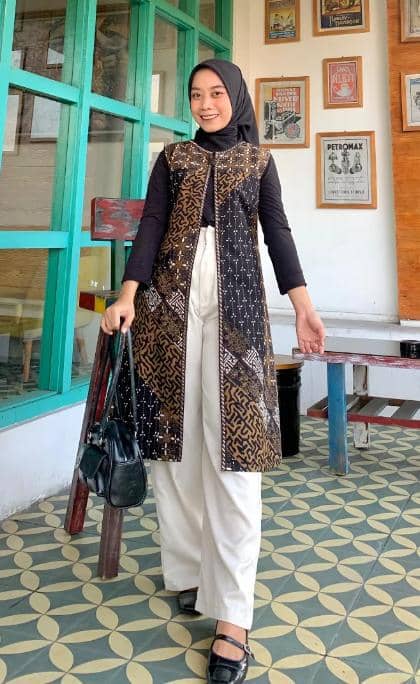 instagram.com/batiksekarjogja