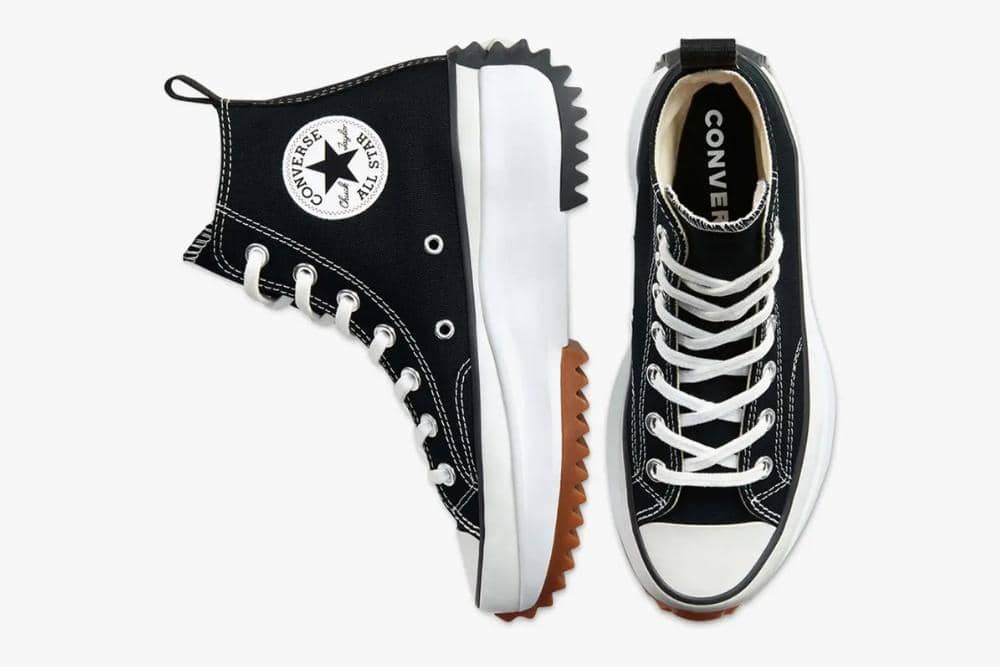 Sepatu untuk Nonton Konser 