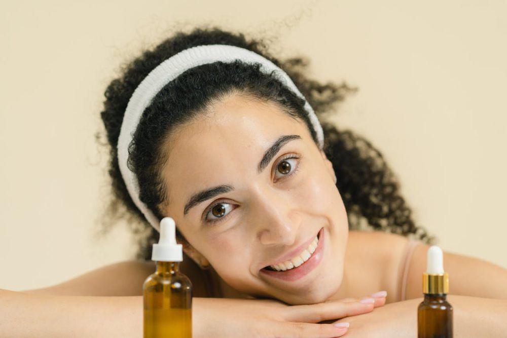 Serum Vitamin C Dipakai Kapan? Ini Penjelasan dan Cara Pakainya