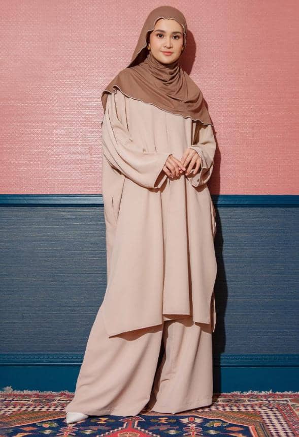 shopee.co.id/Lozy Hijab Official Shop