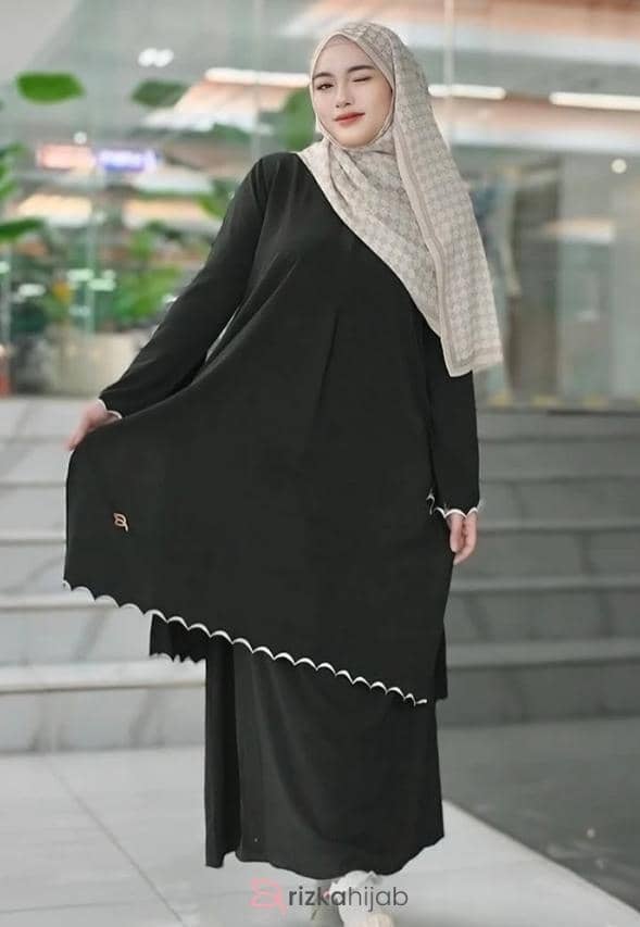 shopee.co.id/Rizka Hijab Official Store