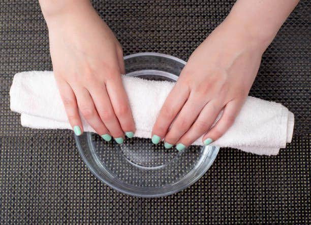 alat kompres (pexels/ Henadzi Pechan)