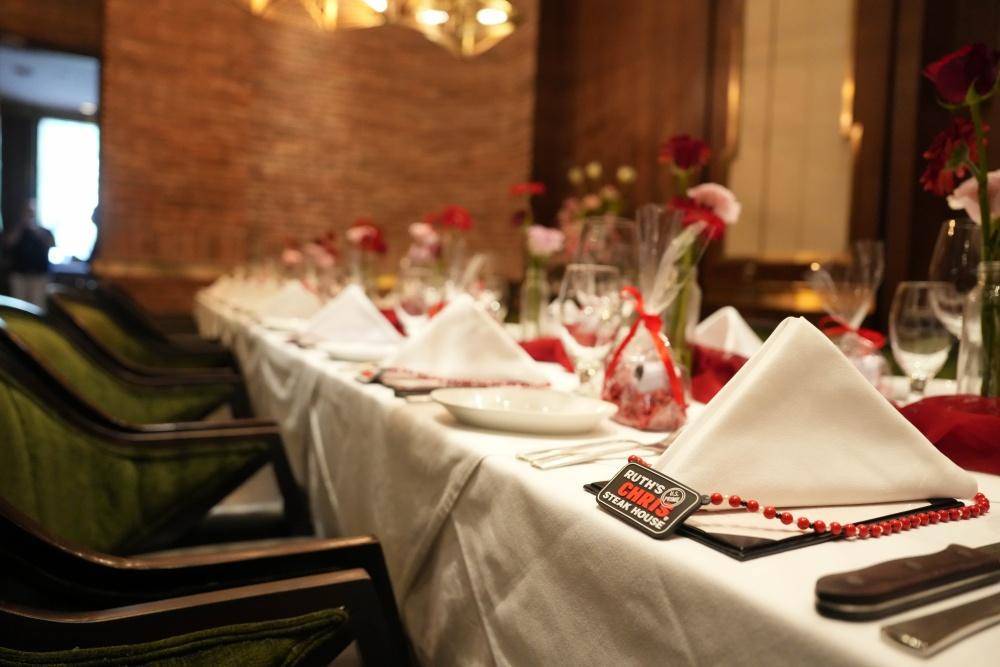 Rayakan Valentine Lewat Menu Surf and Turf di Ruth’s Chris Steak House