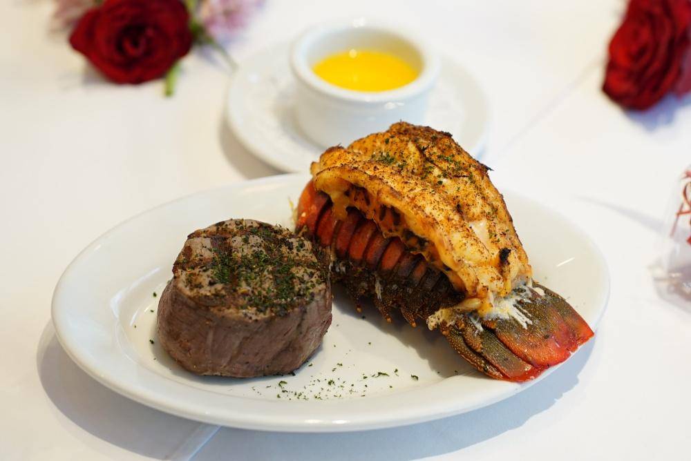 Dok. Ruth's Chris Steak House