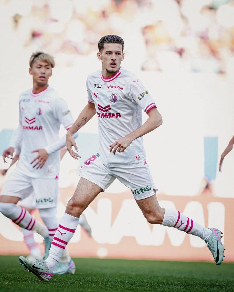 Penampilan Justin Hubner bersama Cerezo Osaka. (Facebook.com/jleagueofficial.English)