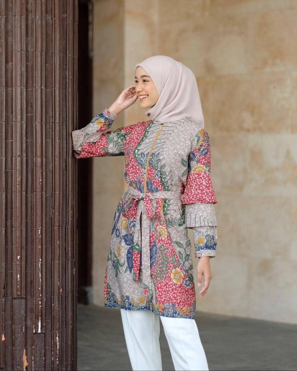 instagram.com/batikparisya