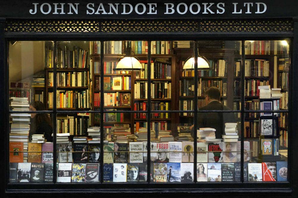 Ilustrasi toko buku (pexels.com/Tuur Tisseghem)