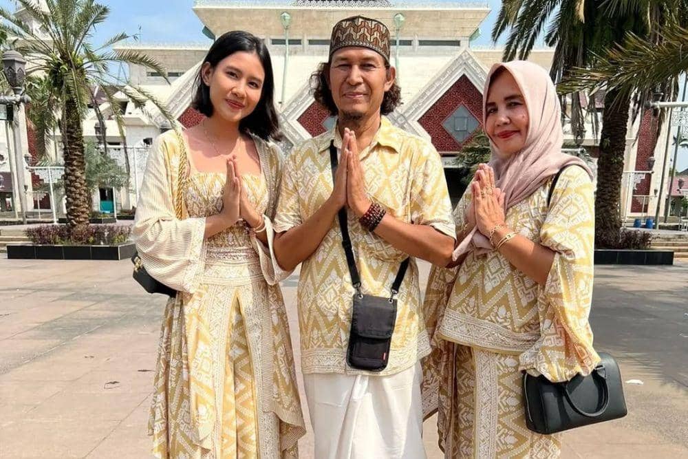 instagram.com/sheninacinnamon