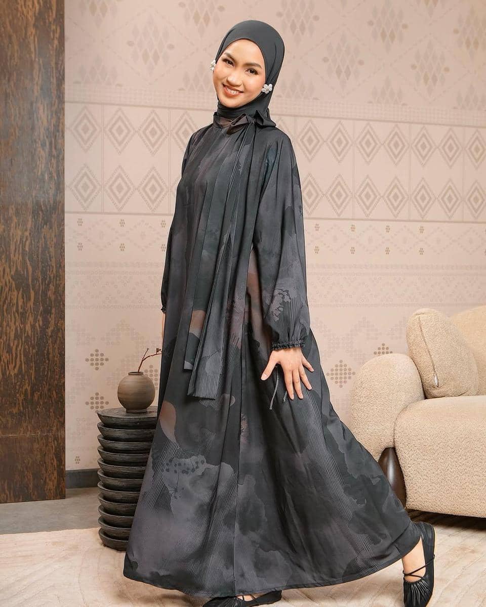 instagram.com/lozyhijab