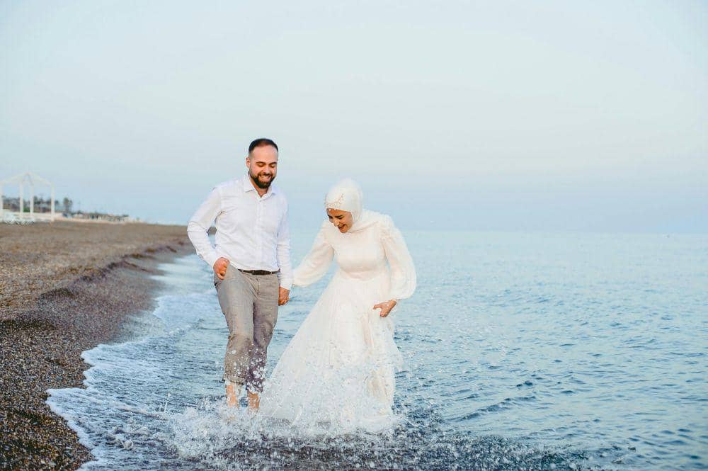 ilustrasi pasangan muslim (pexels.com/Eyyüp gürel)