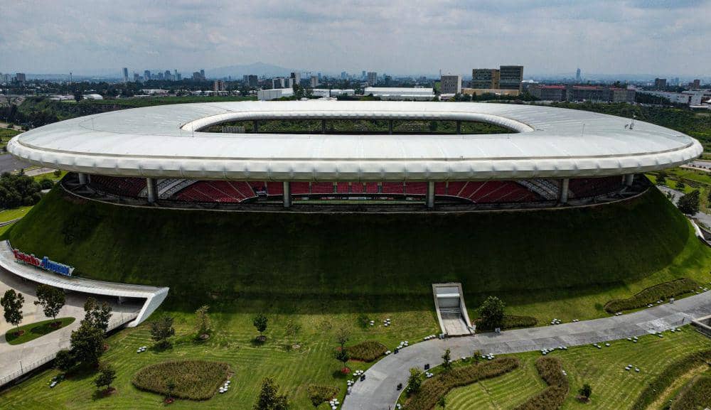 tampak luar Estadio Akron di Zapopan, Meksiko (unsplash.com/josefrancasord)