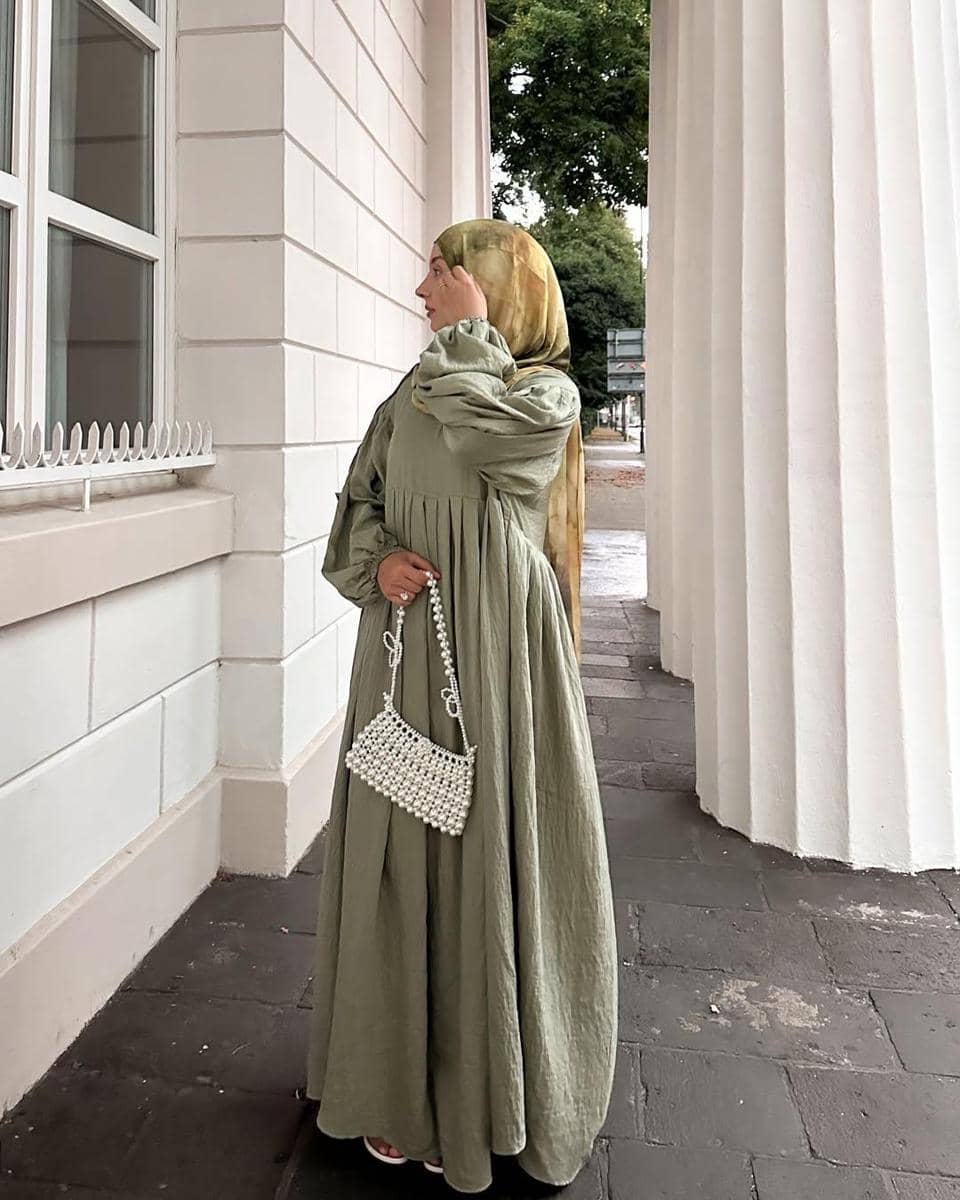 instagram.com/itsbeyzo