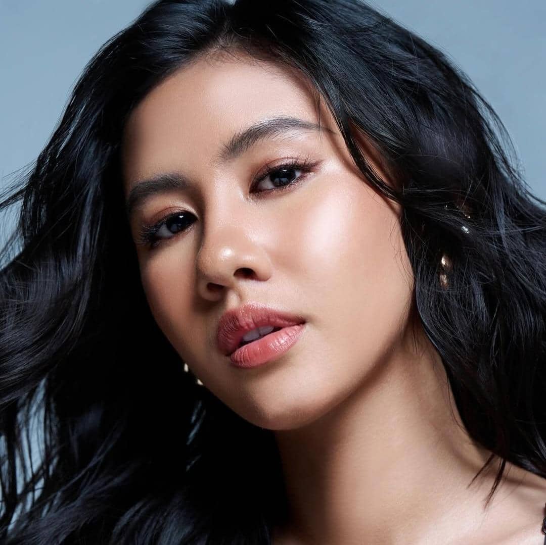 Instagram.com/sheninacinnamon