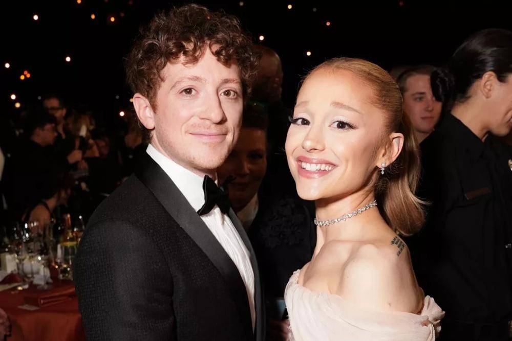 10 Pasangan Artis Hollywood yang Tampil Mesra di SAG Awards 2025