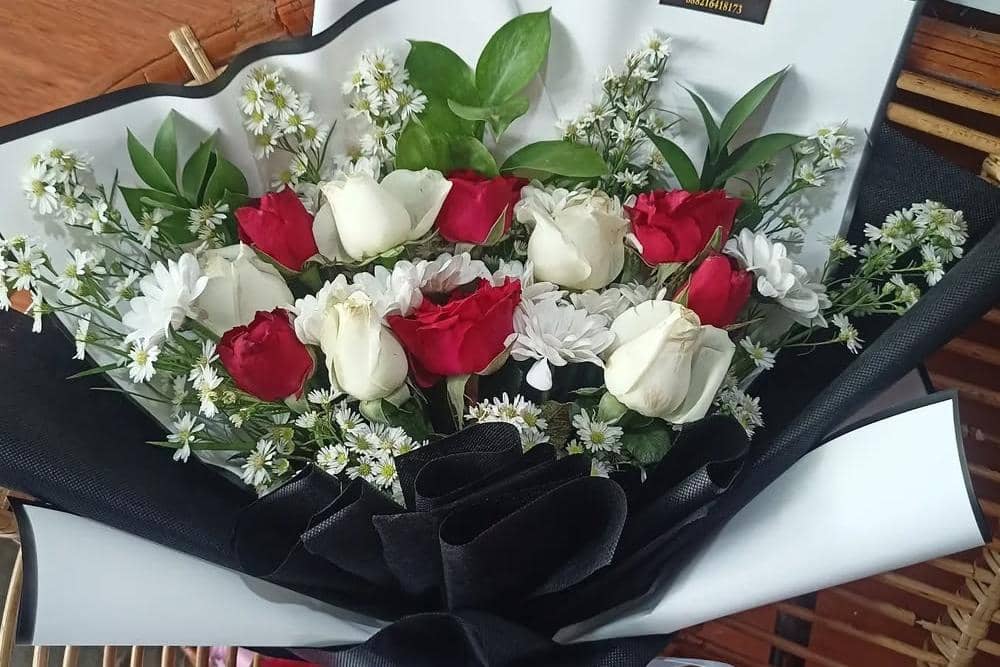 instagram.com/sanggar_pertiwiflorist