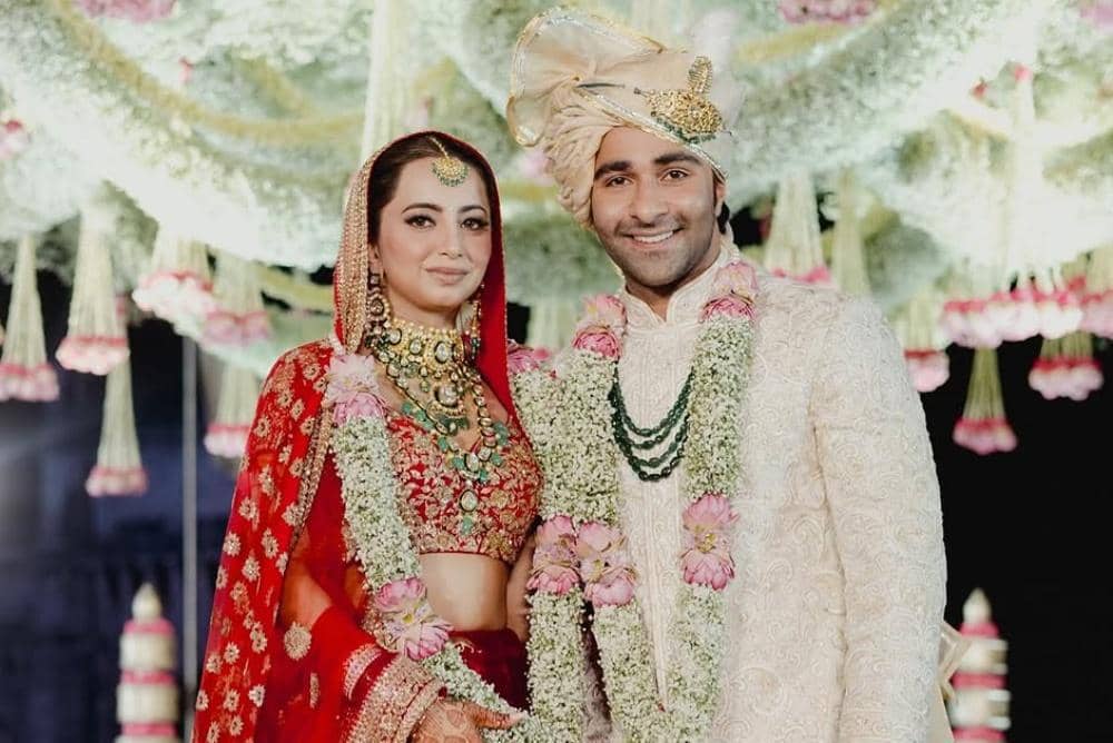 Instagram.com/alekhaadvani