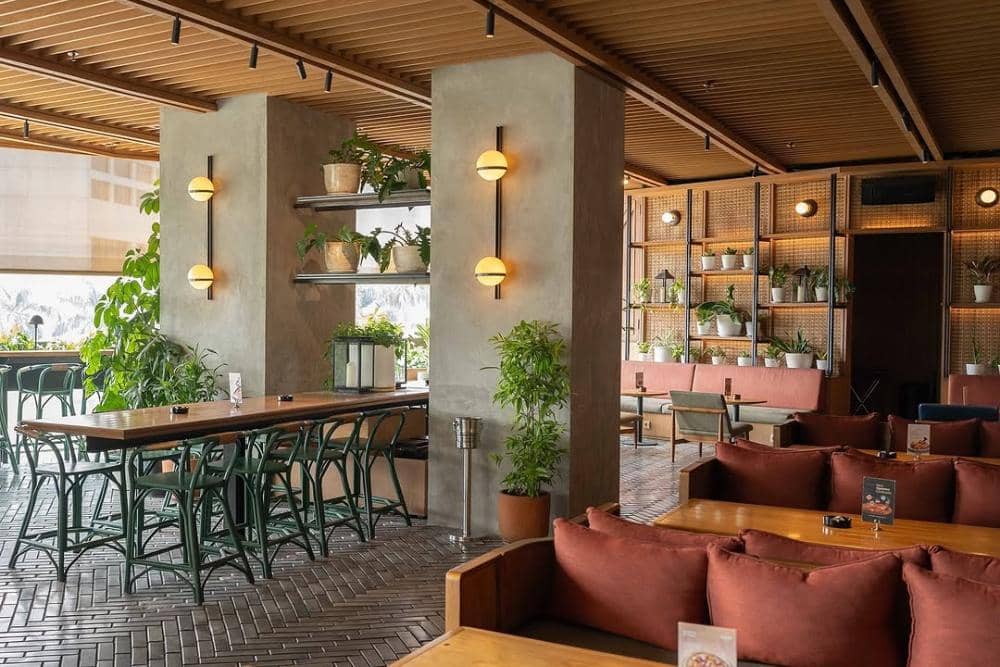 instagram.com/social.house