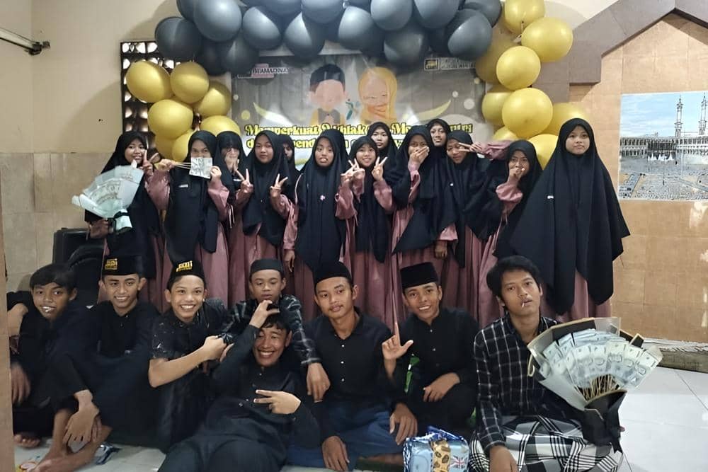 Facebook.com/Yayasan Islamadina Surabaya