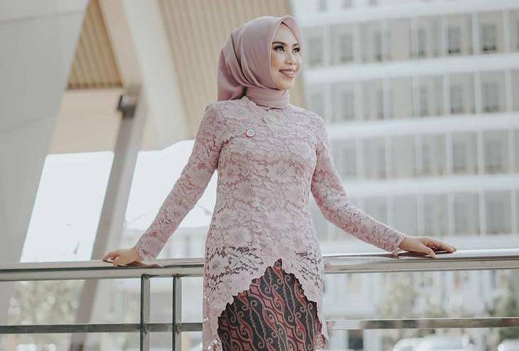 5 Model Rok Kebaya untuk Orang Gemuk, Anggun dan Berkelas