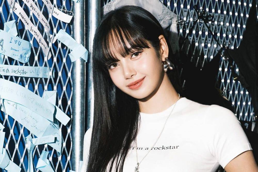 5 Laki-Laki yang Pernah Dirumorkan Pacaran dengan Lisa 'BLACKPINK'