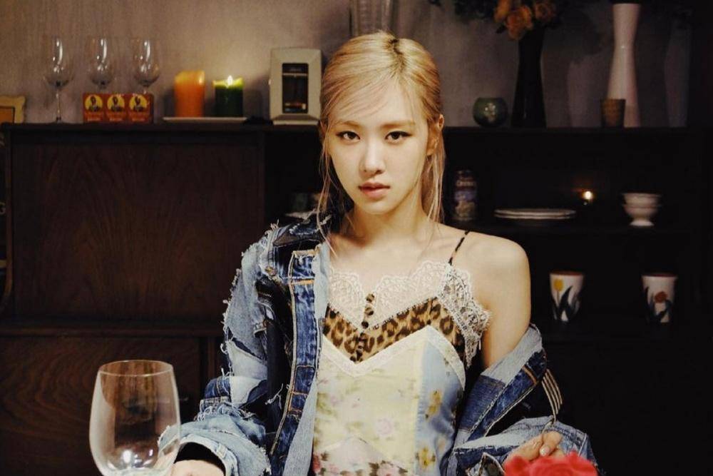 7 Laki-Laki yang Sempat Dirumorkan Dekat dengan Rosé 'BLACKPINK'