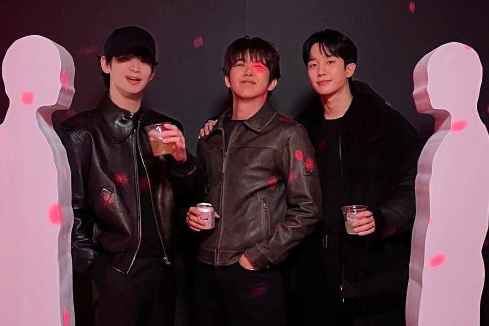 x.com/soohyunxjihyun