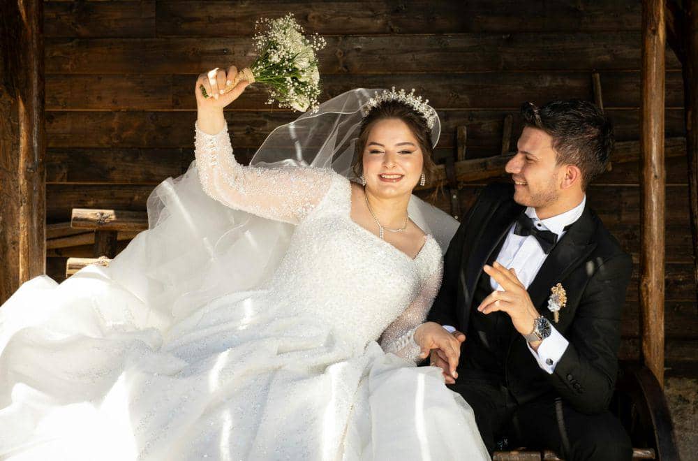 ilustrasi pasangan menikah (pexels.com/Alican Helik)