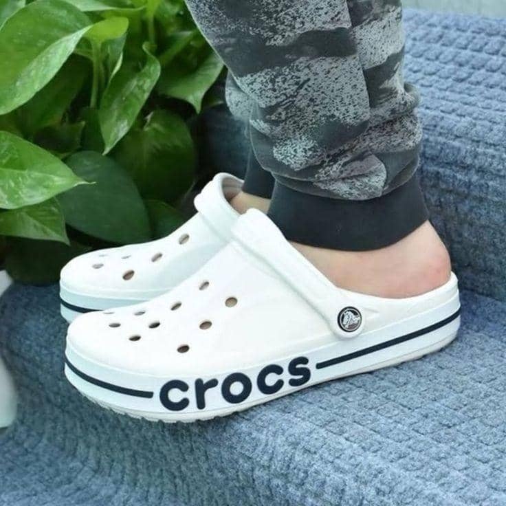 dok. Crocs