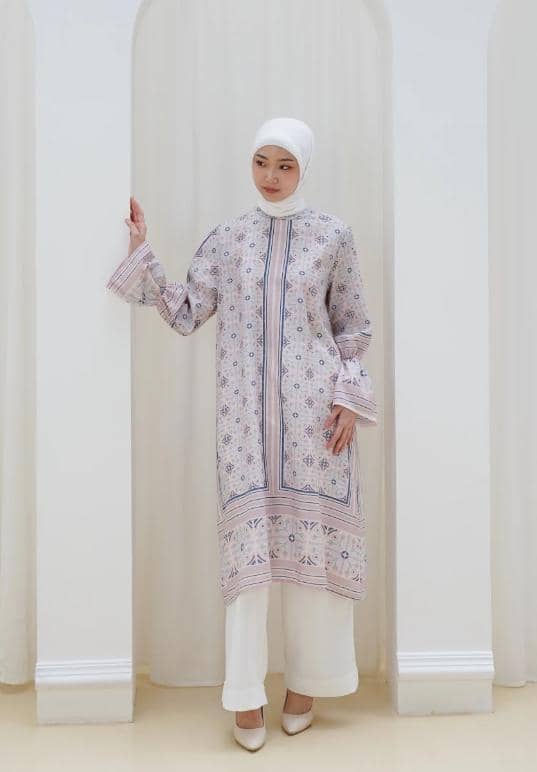 shopee.co.id/Come The Label