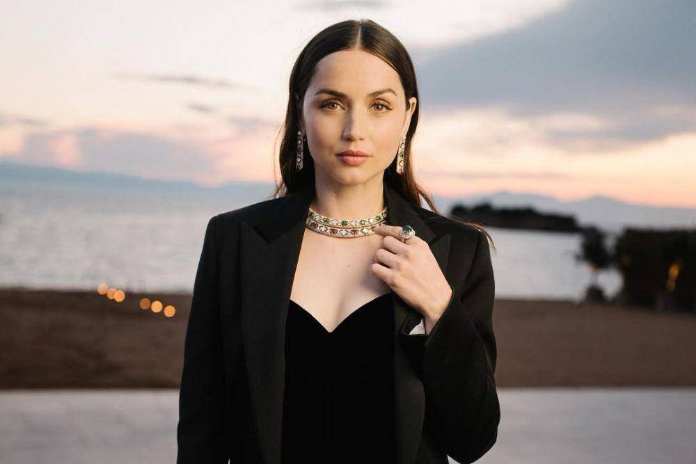 Dirumorkan dengan Tom Cruise, Ini Deretan Mantan Kekasih Ana de Armas