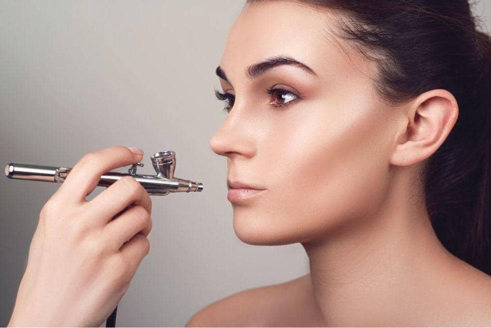 thebeautyacademy.com