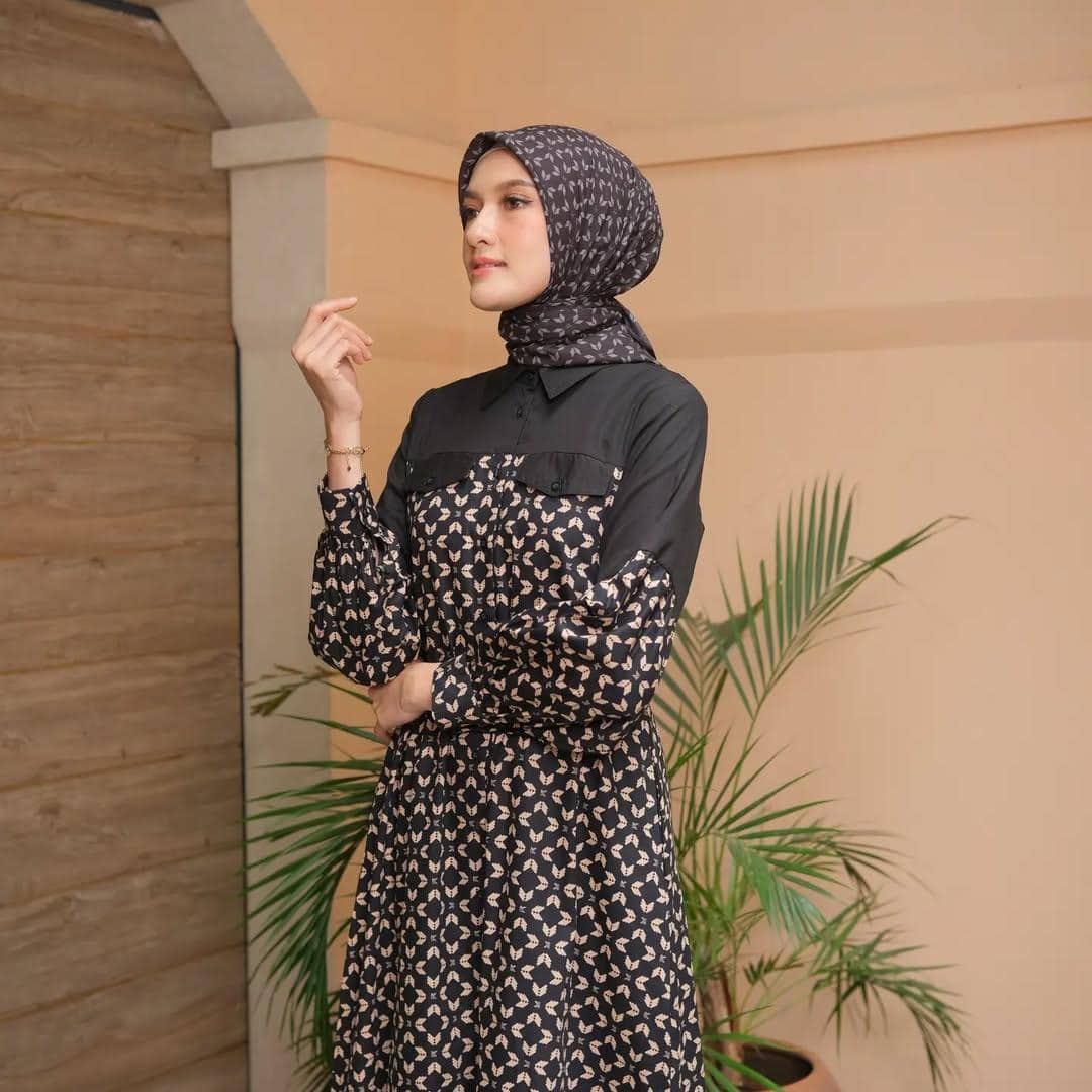 instagram.com/korina_id