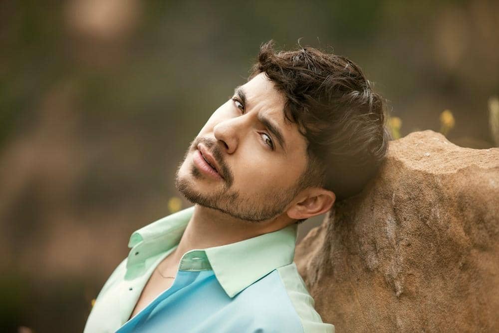 Press Photos by Shaun Vadella