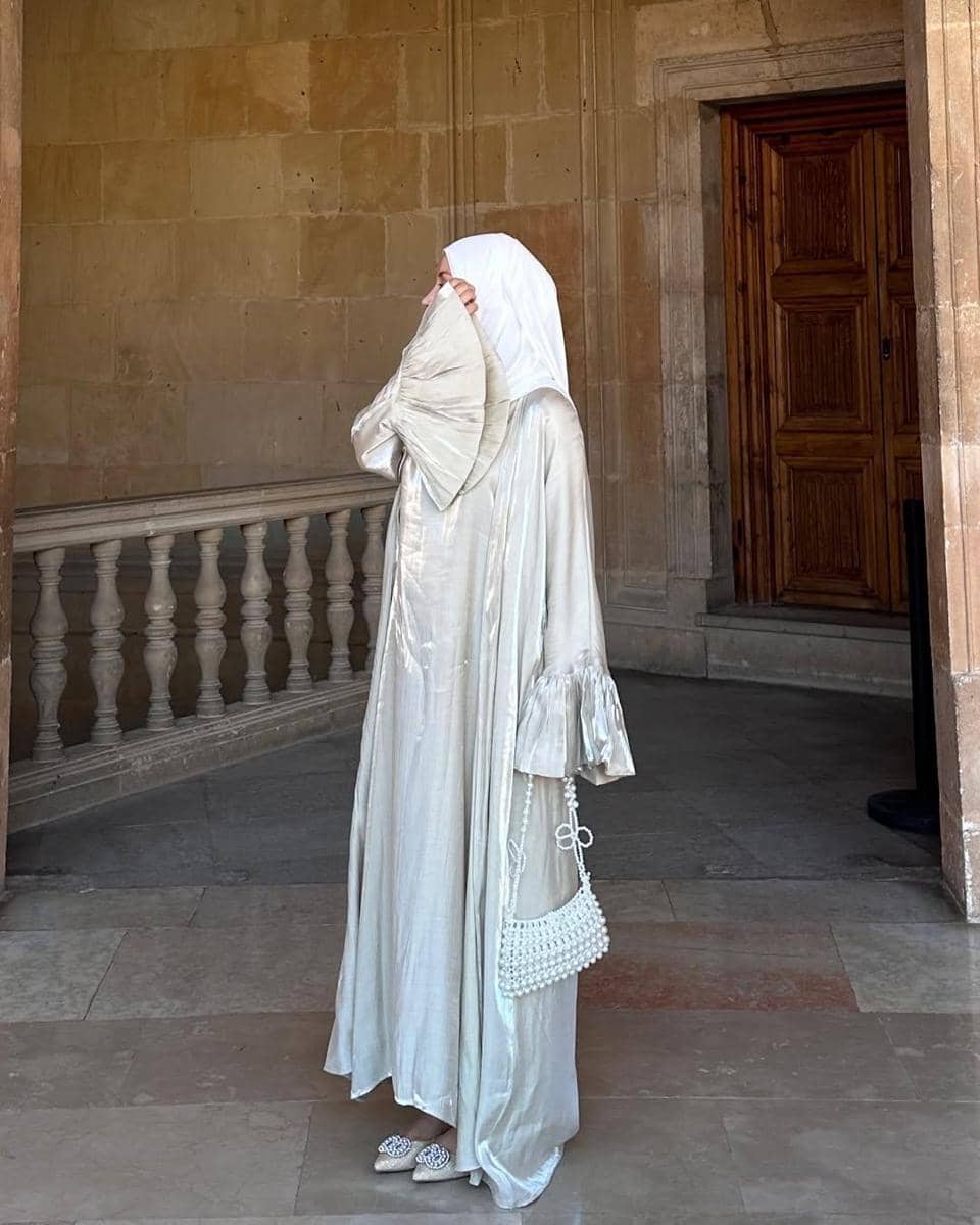 instagram.com/itsbeyzo