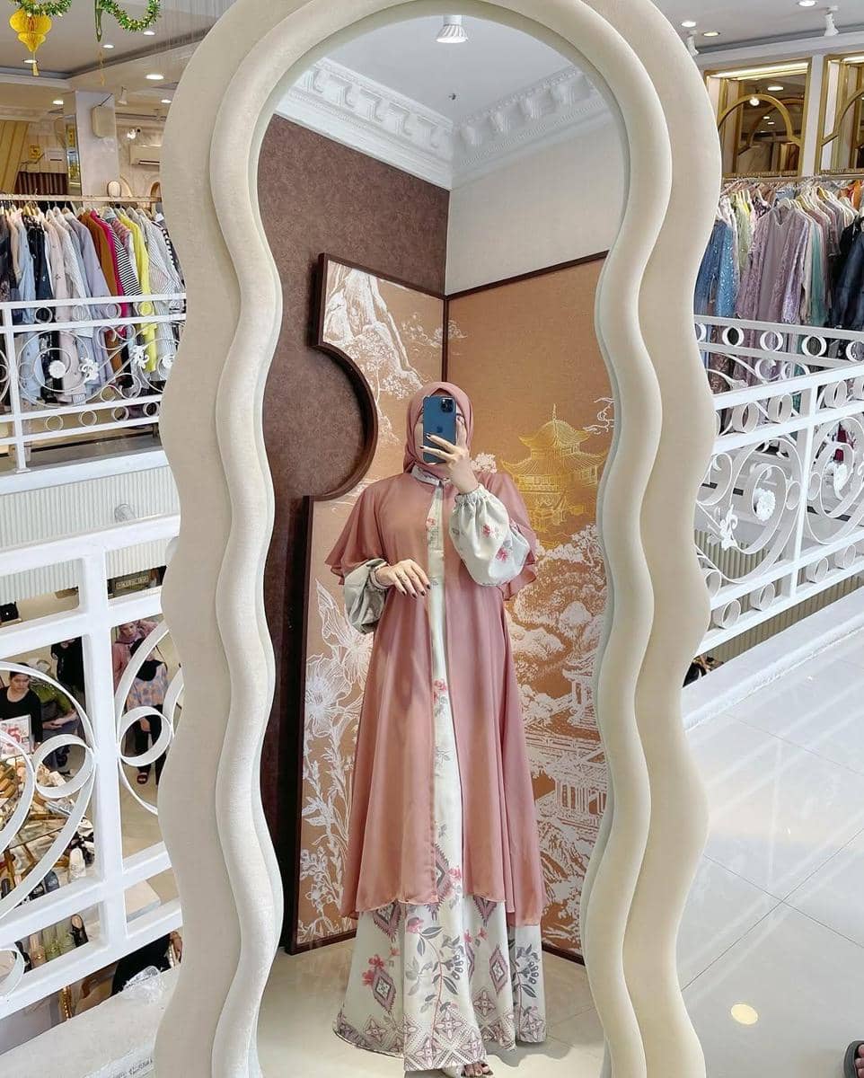 instagram.com/milaninparisboutique