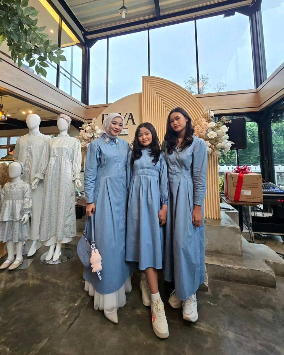 instagram.com/emipurnamasari