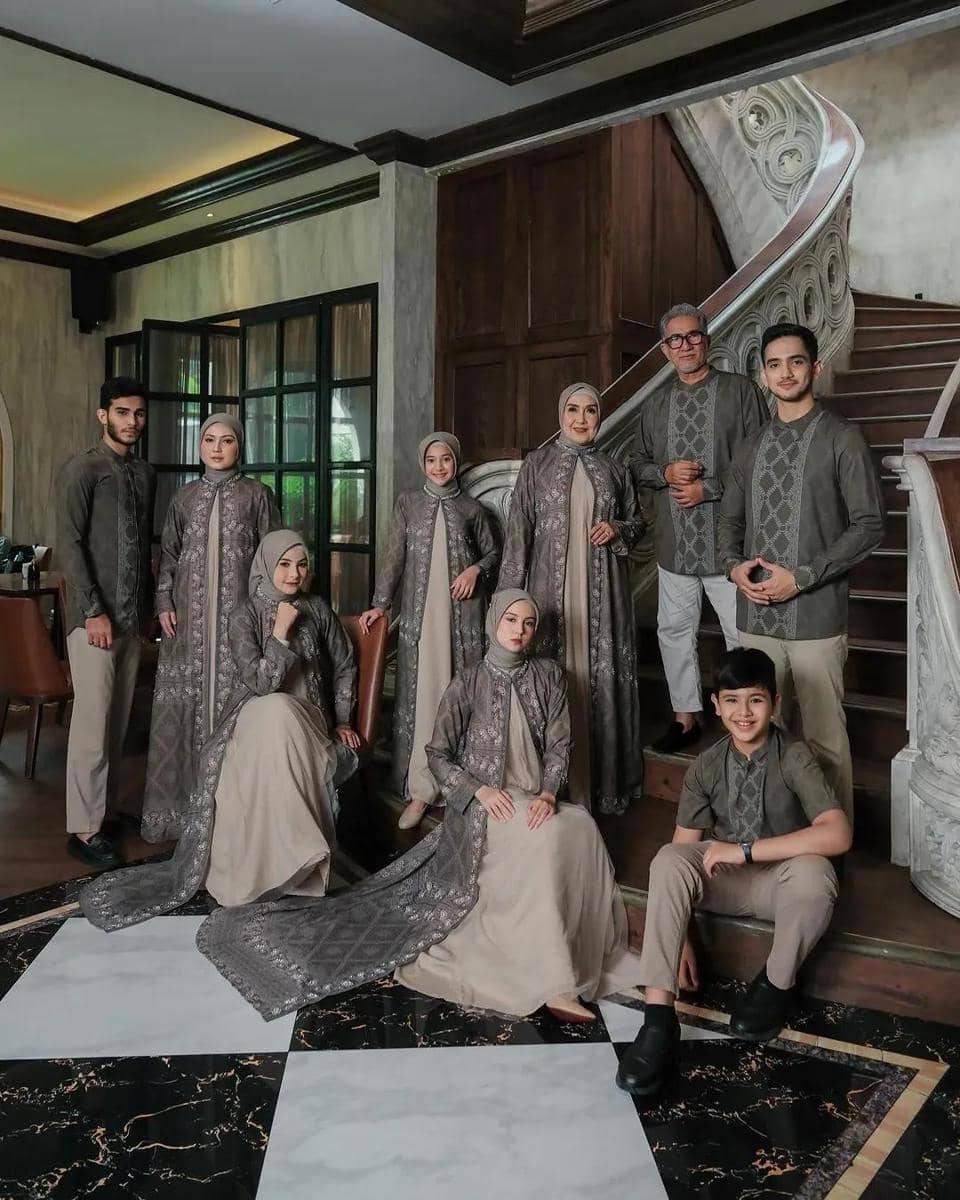 instagram.com/fashioon.ku