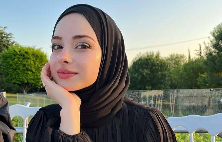 Urutan Tutorial Make Up Flawless saat Lebaran yang Tahan Lama