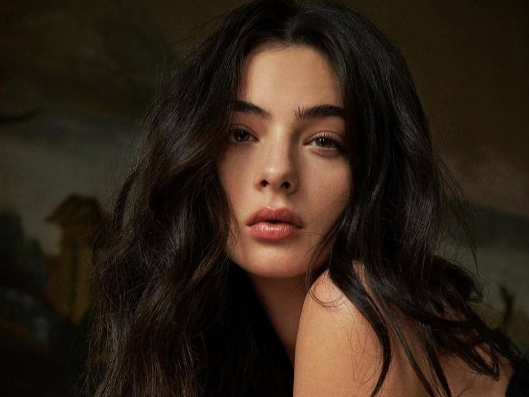 Instagram.com/devacassel