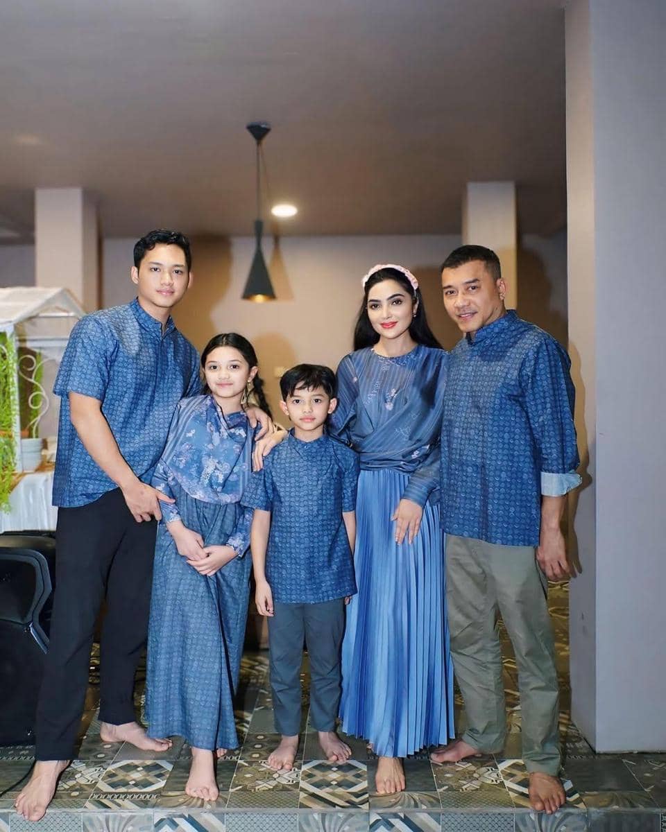 instagram.com/ashanty_ash