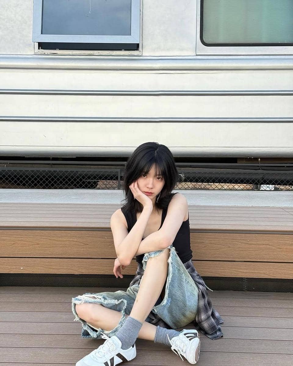 Instagram.com/ssabrinazhuang