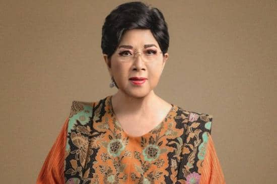 Instagram.com / titiekpuspa_official