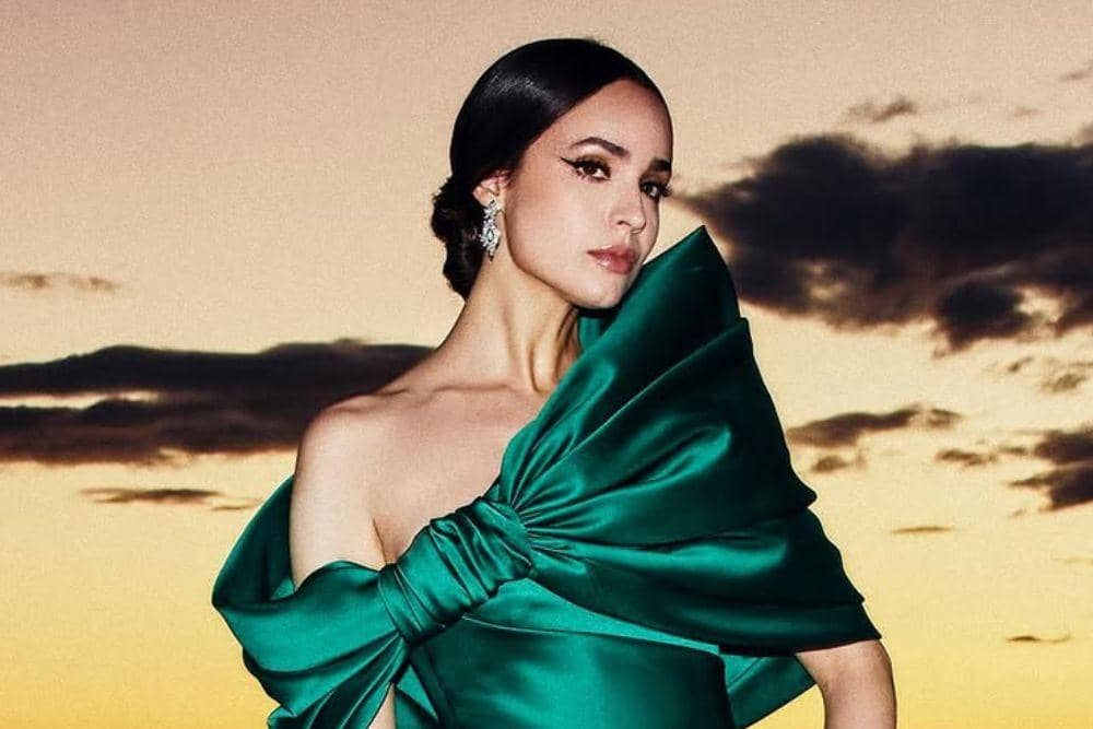 instagram.com/sofiacarson