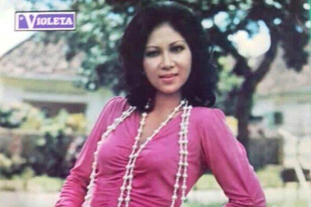 instagram.com/titiekpuspa_official