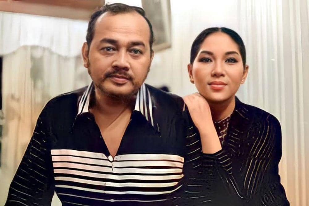 instagram.com/titiekpuspa_official