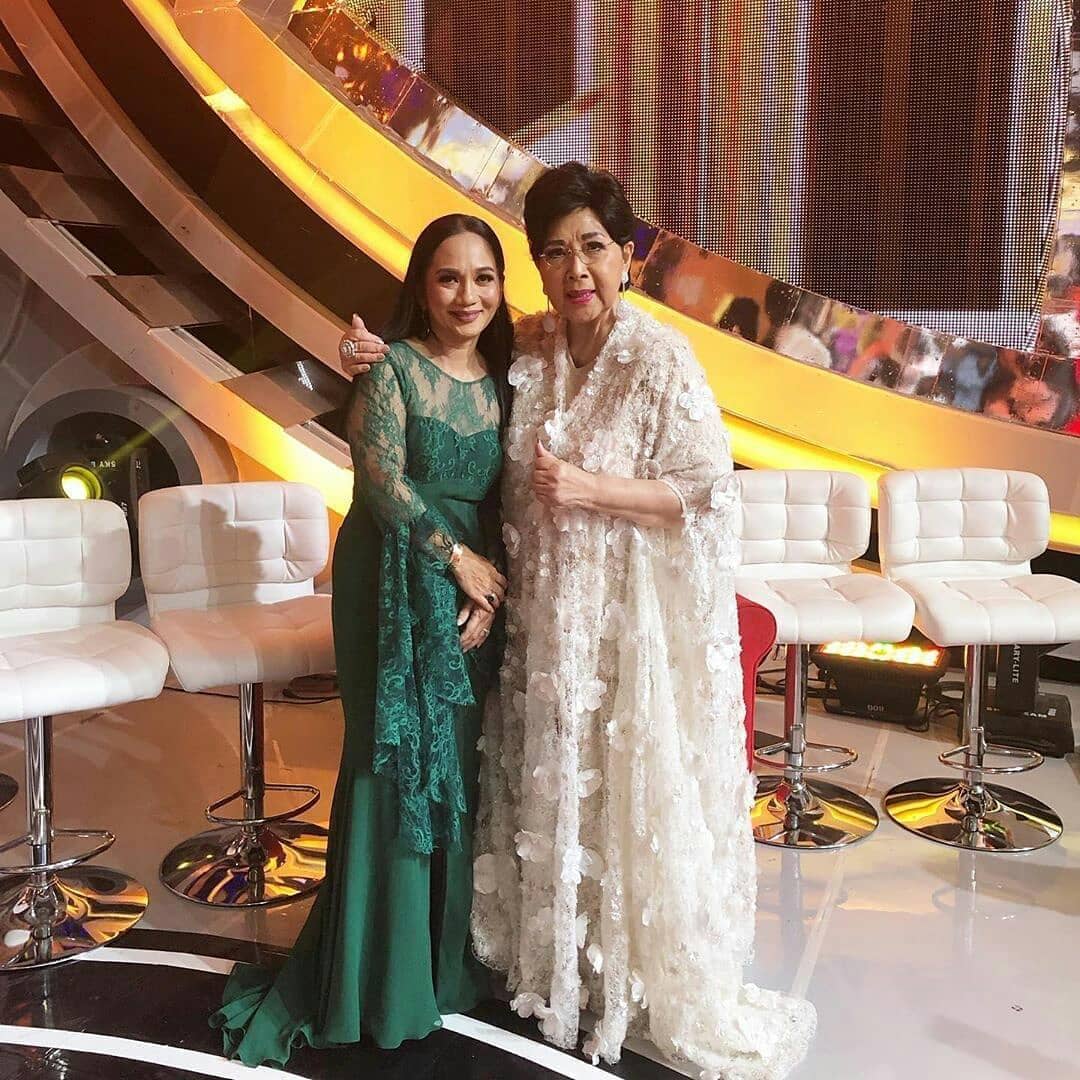 instagram.com/titiekpuspa_official