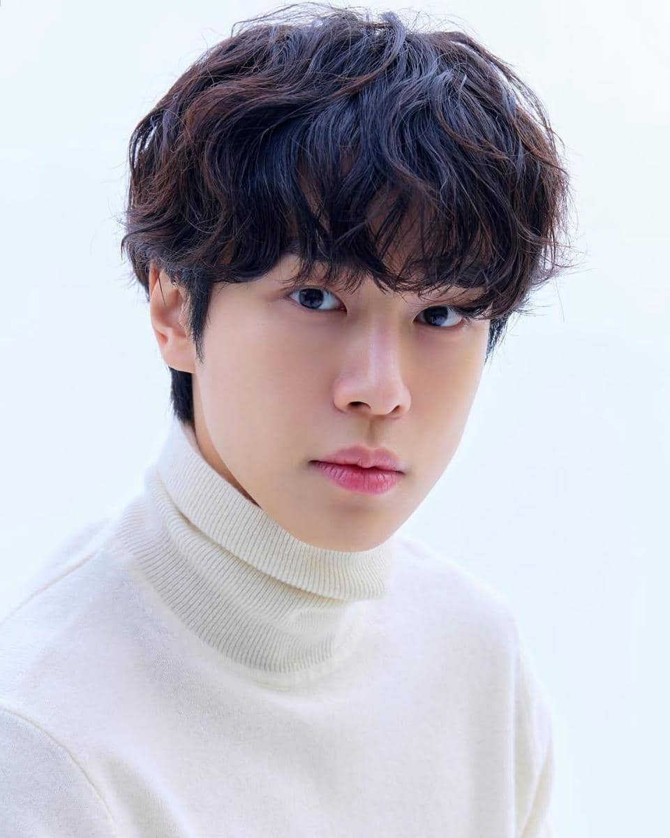 instagram.com/youseok_